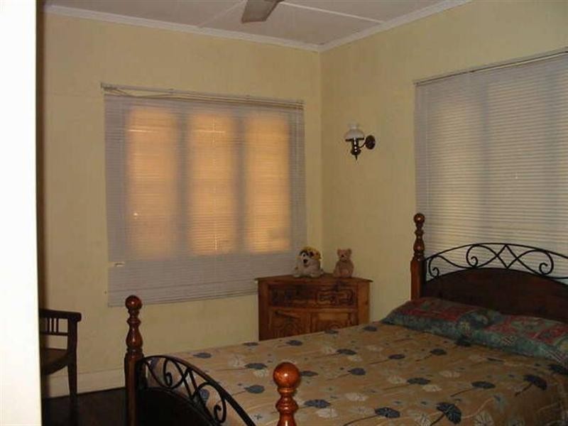 96 Ainsworth Street, Salisbury QLD 4107