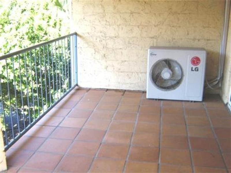 11/19 NELSON Street, Yeronga QLD 4104