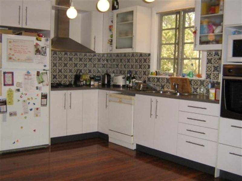 79 Vale Street, Moorooka QLD 4105