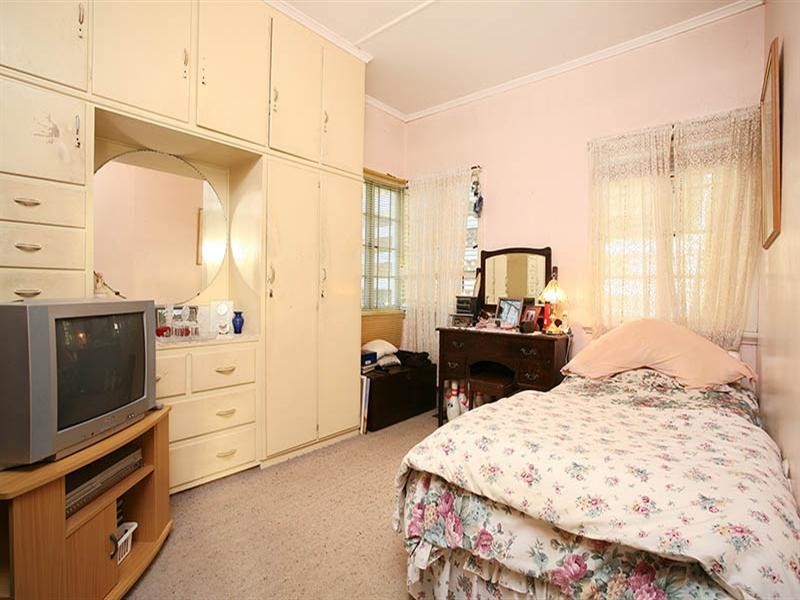 32 Bramston Street, Tarragindi QLD 4121