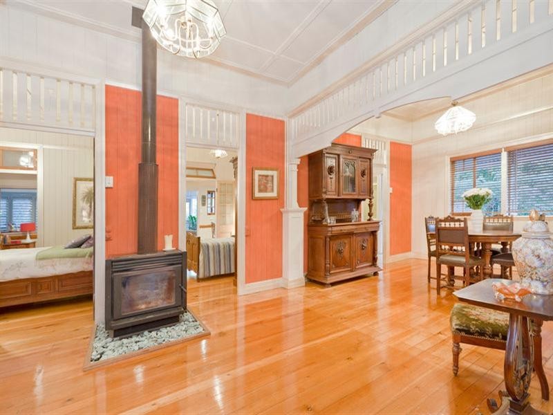 4 Delville Avenue, Moorooka QLD 4105