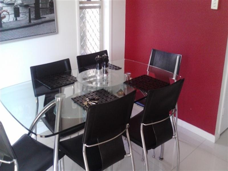 1/125 Chaucer Street, Moorooka QLD 4105