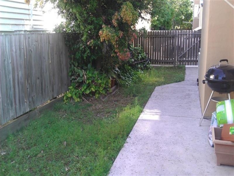 1/125 Chaucer Street, Moorooka QLD 4105