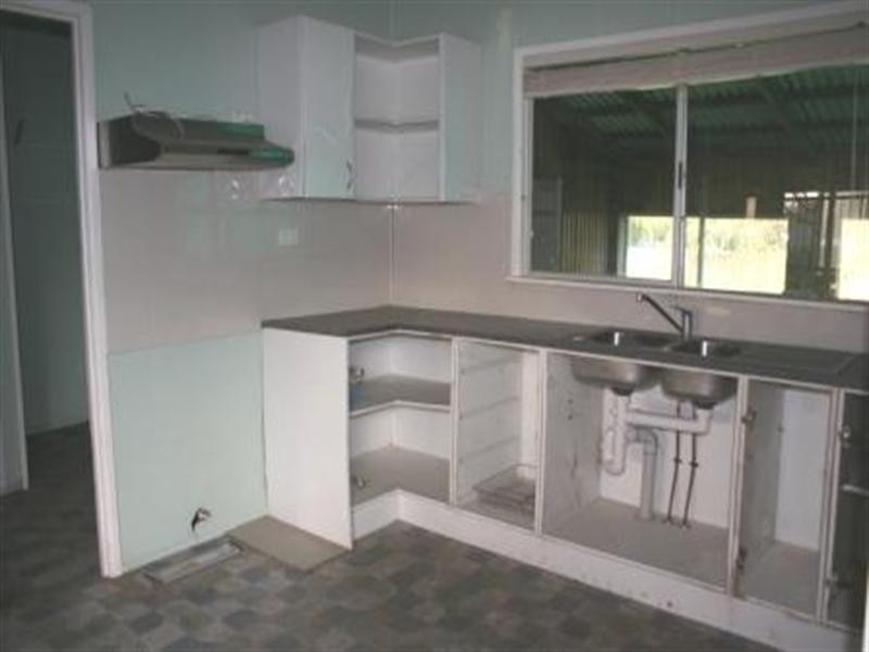 80 Pegg Road, Rocklea QLD 4106