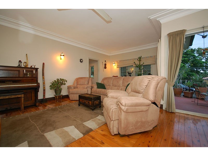 24 Vista Avenue, Tarragindi QLD 4121