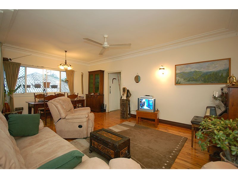 24 Vista Avenue, Tarragindi QLD 4121