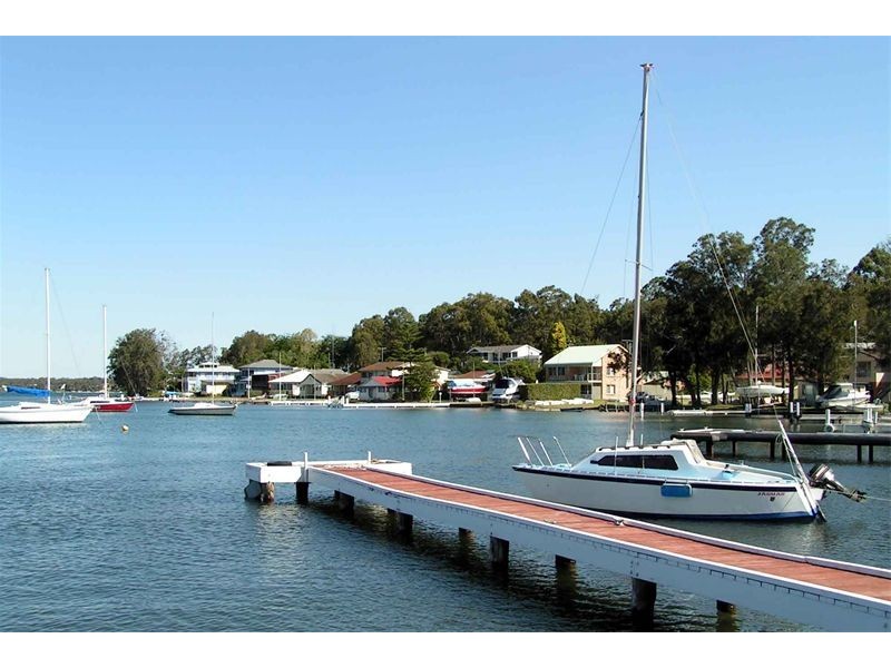 Sunshine NSW 2264
