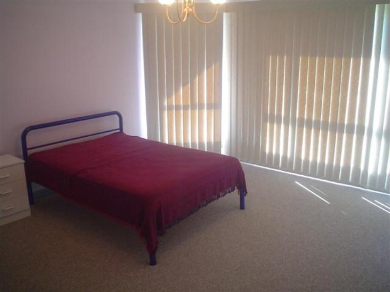 215 Grand Parade, Bonnells Bay NSW 2264