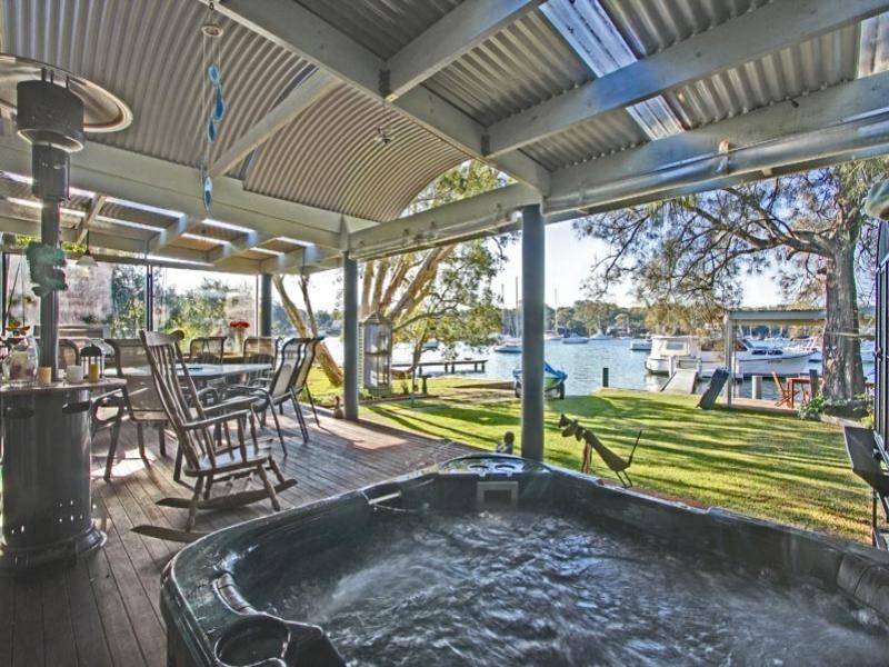 39 Dandaraga Road, Brightwaters NSW 2264