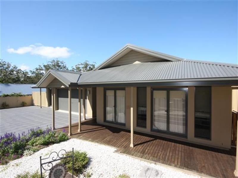 196 Freemans Drive, Morisset NSW 2264