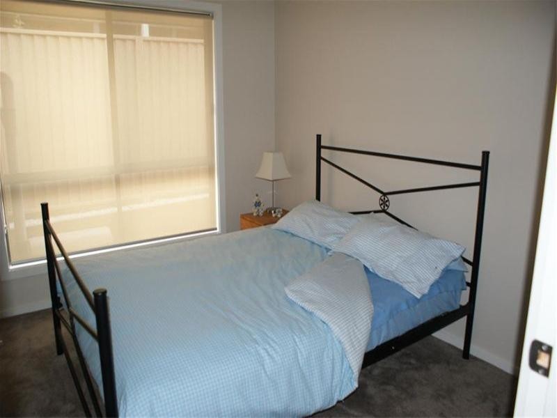 196 Freemans Drive, Morisset NSW 2264