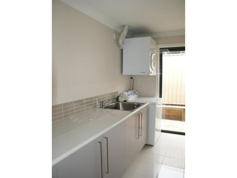 196 Freemans Drive, Morisset NSW 2264