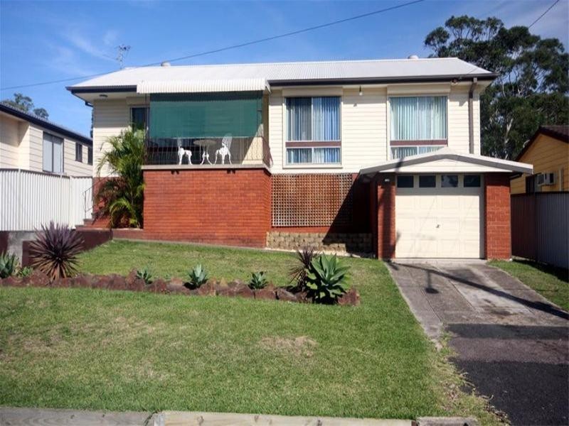51 Campbell Parade, Mannering Park NSW 2259