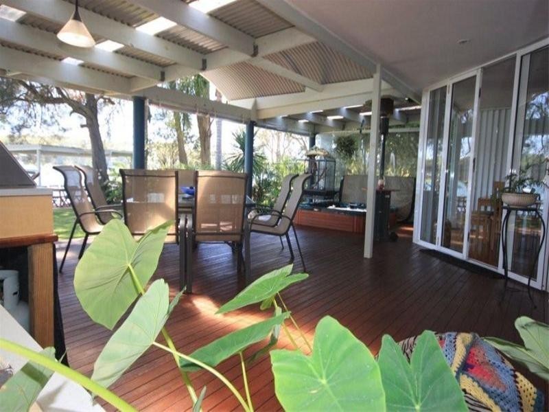 39 Dandaraga Road, Brightwaters NSW 2264