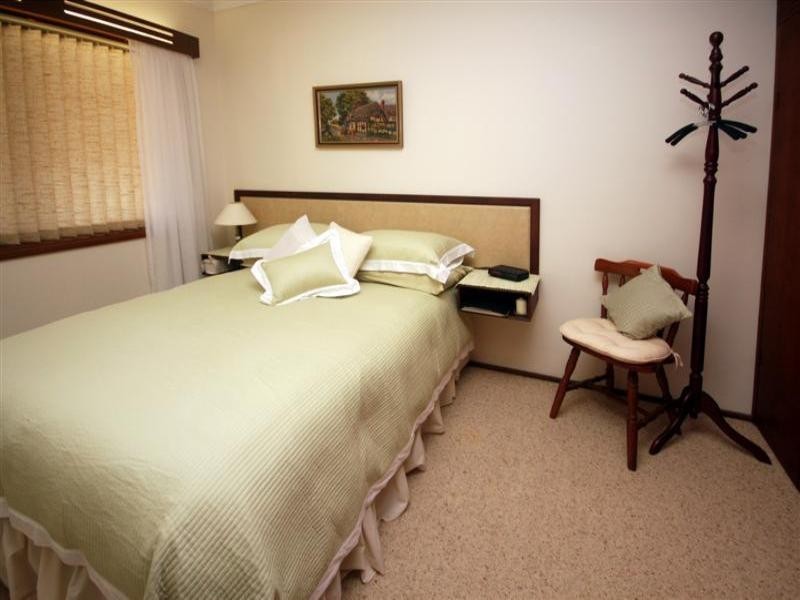 2 Macquarie Street, Morisset Park NSW 2264