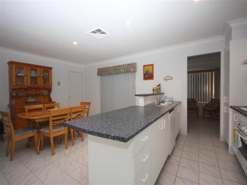 11 Brightwaters Close, Brightwaters NSW 2264