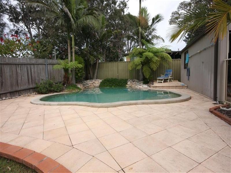 12 Dandaraga Road, Brightwaters NSW 2264