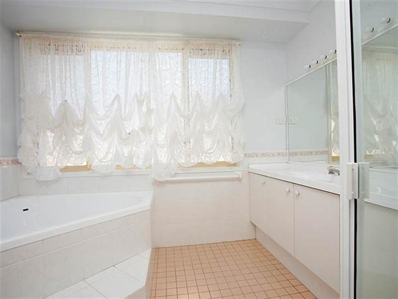 Brightwaters NSW 2264