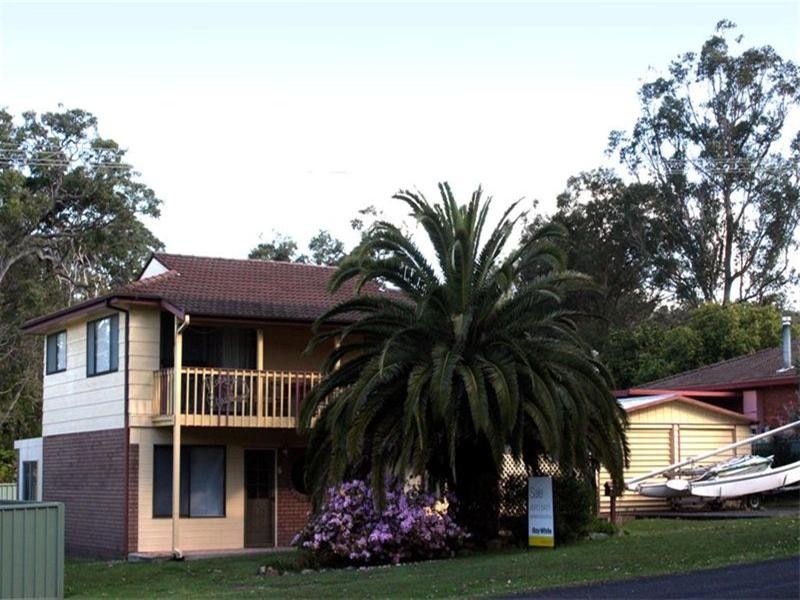 6 Hewitt Street, Balcolyn NSW 2264