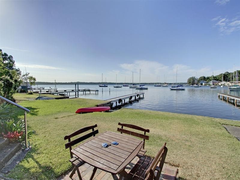 95 Sunshine Parade, Sunshine NSW 2264