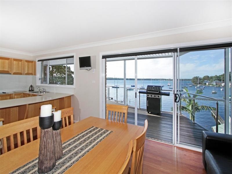 95 Sunshine Parade, Sunshine NSW 2264