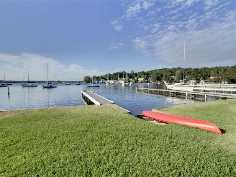 95 Sunshine Parade, Sunshine NSW 2264