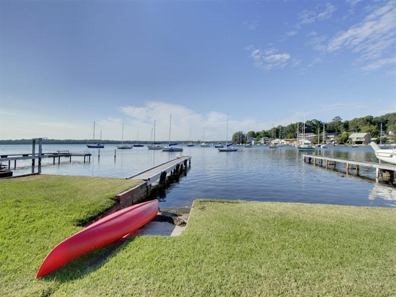 95 Sunshine Parade, Sunshine NSW 2264