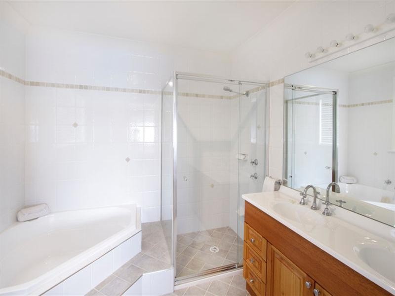 95 Sunshine Parade, Sunshine NSW 2264