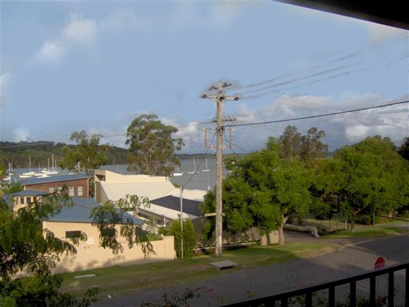 72 Dandaraga Road, Brightwaters NSW 2264