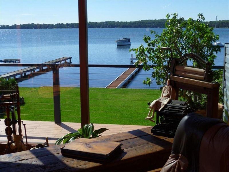 11 Grand Parade, Bonnells Bay NSW 2264