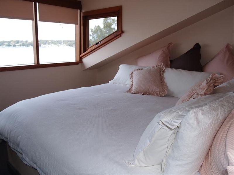 11 Grand Parade, Bonnells Bay NSW 2264