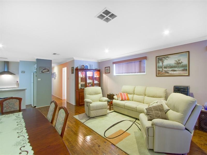 17 Victoria Street, Bonnells Bay NSW 2264