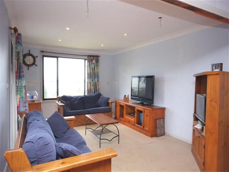 36 Henry Road, Morisset Park NSW 2264
