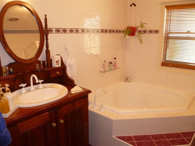 73 Beauty Point Road, Morisset NSW 2264