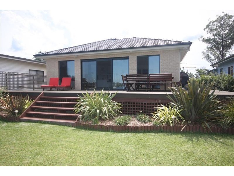 Brightwaters NSW 2264