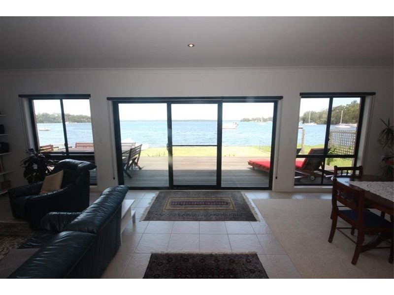 Brightwaters NSW 2264