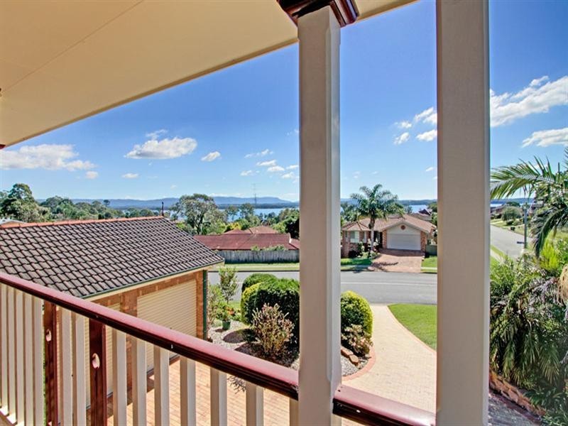98 Regent Street, Bonnells Bay NSW 2264