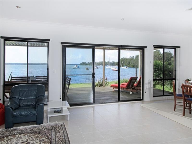 Brightwaters NSW 2264