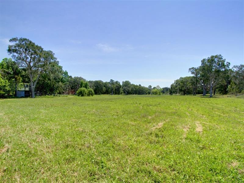 365 Pacific Highway, Lake Munmorah NSW 2259