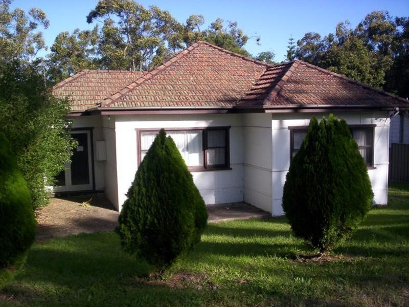 96 Macquarie Street, Morisset NSW 2264