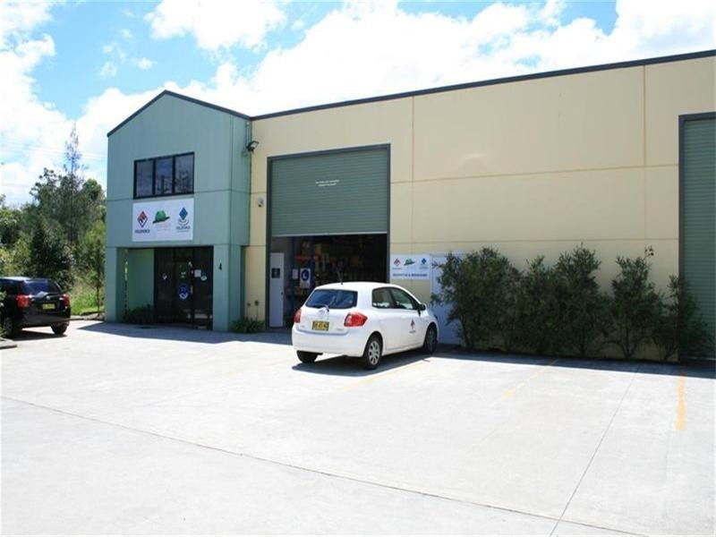 4/15 Kam Close, Morisset NSW 2264