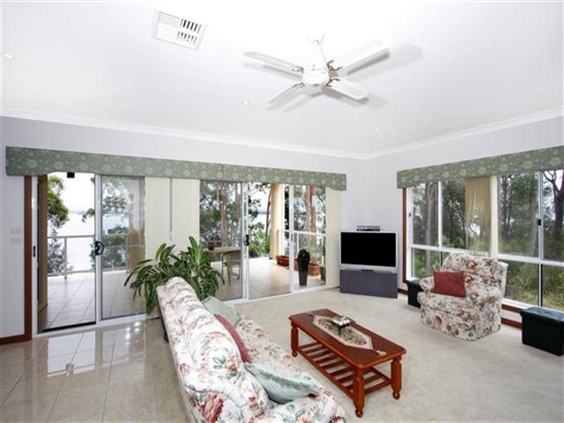 35 King Street, Balcolyn NSW 2264