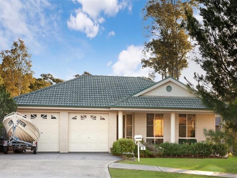 9 Glider Road, Wadalba NSW 2259