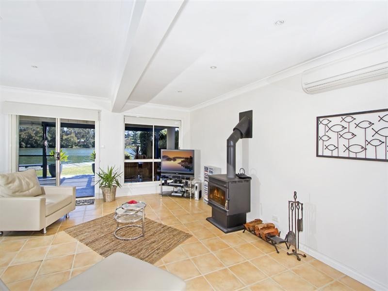 81 Stingaree Point Drive, Dora Creek NSW 2264