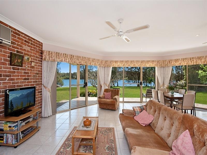 16b Lakeview Road, Morisset Park NSW 2264