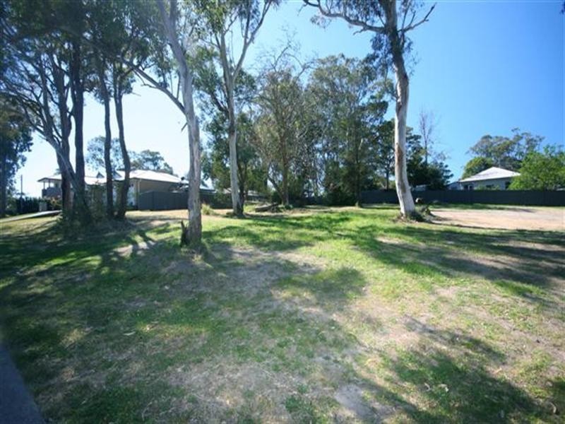 6 Lake View Avenue, Brightwaters NSW 2264
