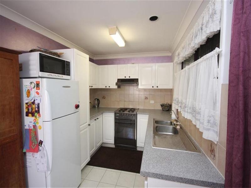 25 Dora Street, Morisset NSW 2264