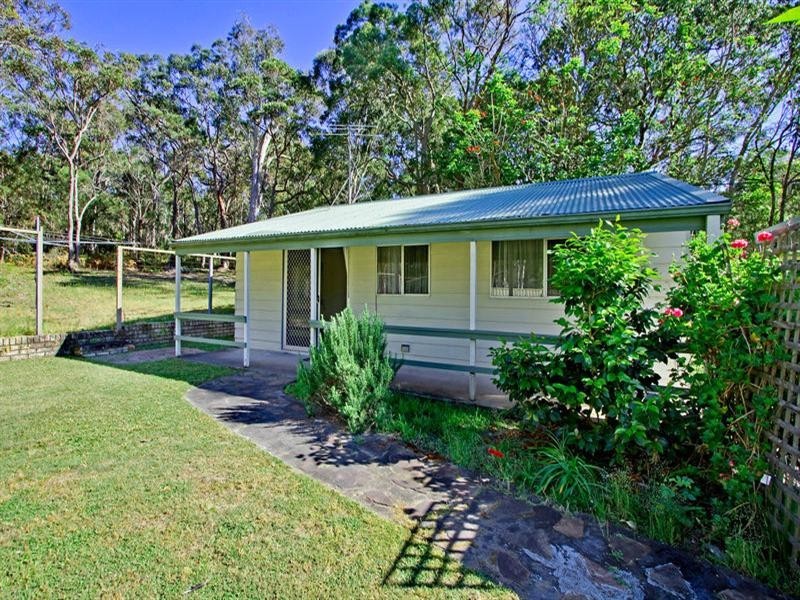 6a Watt Street, Windermere Park NSW 2264