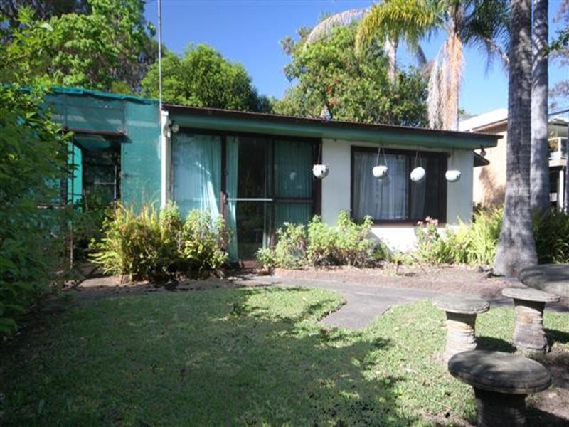 113 Grand Parade, Bonnells Bay NSW 2264