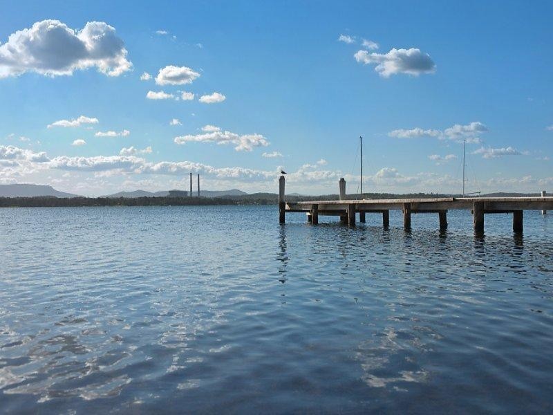 155 Grand Parade, Bonnells Bay NSW 2264